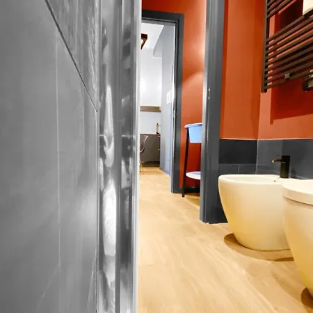 Bnb Capital Milano Central Station - Red Exterior photo
