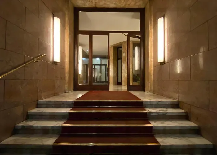 Bnb Capital Milano Central Station - Red